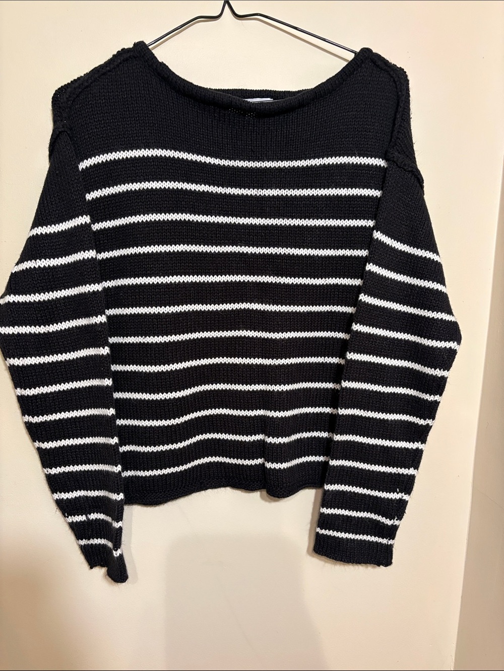 Striped Black & White Knit Sweater - Classic Crewneck